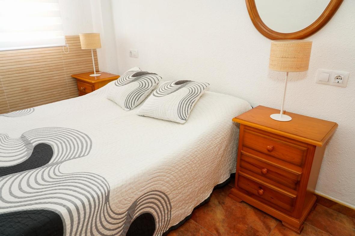 Apartamento En La Playa Tavernes de la Valldigna Exterior foto